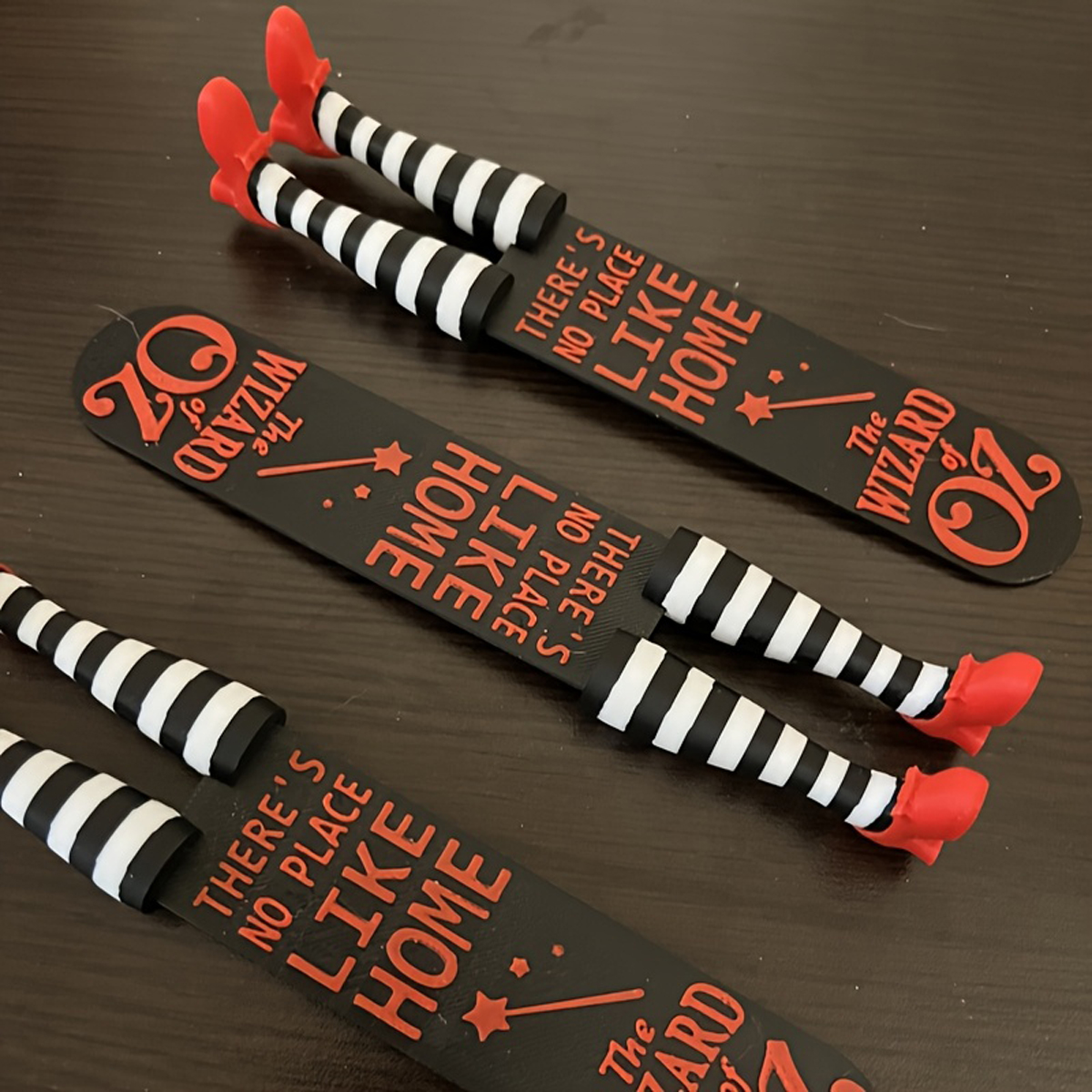 1Pc Red High Heels Witch Legs  - Coffee Shop Equipment 评论和价格